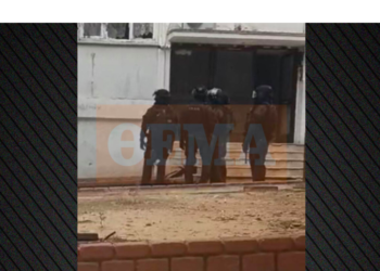 Operation by the organized crime unit for drugs in the workers’ housing of Agia Varvara