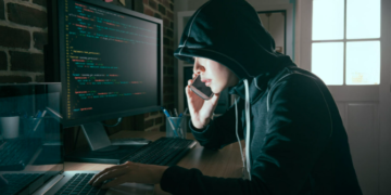 Call centers “pretended” to offer investment opportunities in the Gulf