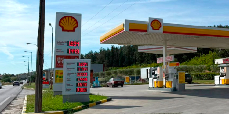 Turkish mafia shot at NIS agents in Thermi, Thessaloniki