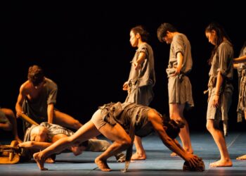 Ένα μυστικιστικό ταξίδι πέρα από τον χώρο και τον χρόνο