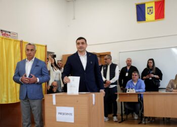 Ο «φιλο Τραμπικός» Σιμιόν οδεύει να γίνει ο πρώτος πρόεδρος MAGA στη Ρουμανία