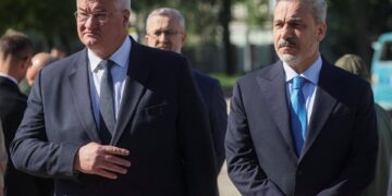 Η Τουρκία προσφέρεται να φιλοξενήσει συνάντηση Τραμπ, Ζελένσκι και Πούτιν