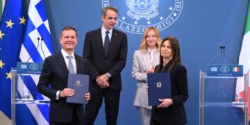 Τι προβλέπει το μνημόνιο για τη νέα ηλεκτρική διασύνδεση Ελλάδας-Ιταλίας – Στα 1,9 δισ. η επένδυση