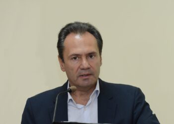 Ο Θεόδωρος Τρύφων και πάλι πρόεδρος