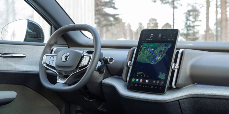 Χιλιάδες απολύσεις -και- στη Volvo: «Διανύουμε μια δύσκολη περίοδο»