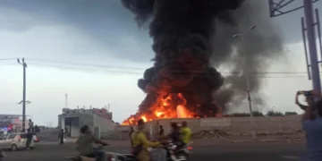 Ισραήλ: Μπαράζ βομβαρδισμών στην Υεμένη