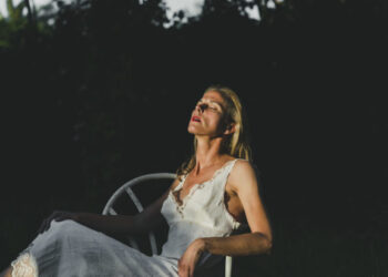 Ματαίωσε τον γάμο όταν ανακάλυψε τα ψέματα του συντρόφου της