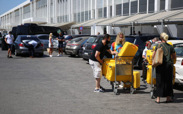 Ηράκλειο: 43χρονος καταζητούμενος για ληστεία και ανθρωποκτονία συνελήφθη στο αεροδρόμιο