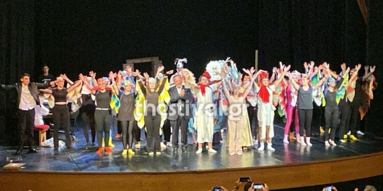 Θεσσαλονίκη: Στο θεατρικό σανίδι ανέβηκε ο δήμαρχος, Στέλιος Αγγελούδης