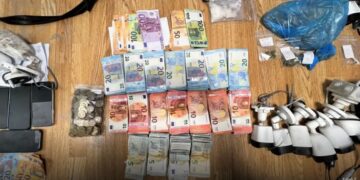 Συνελήφθησαν 8 άτομα για κατοχή και διακίνηση ναρκωτικών