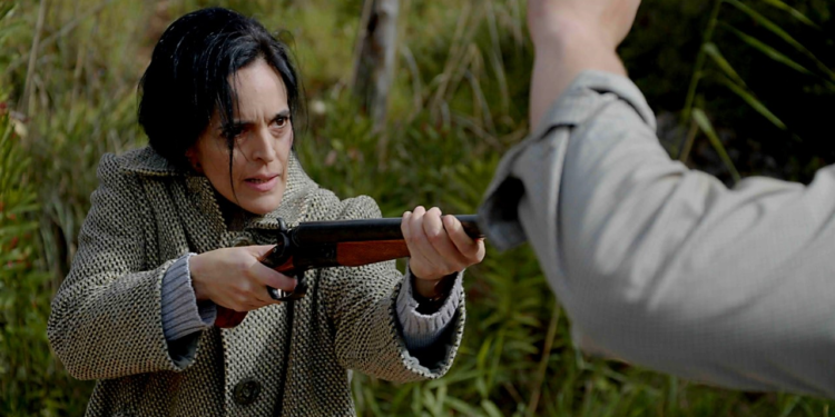 Η Καλλιόπη πέφτει στον γκρεμό