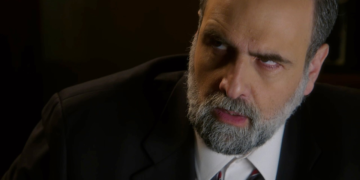 Ο Χάρης ανακοινώνει στον Μαρκόπουλο ότι χωρίζει τη Σοφία