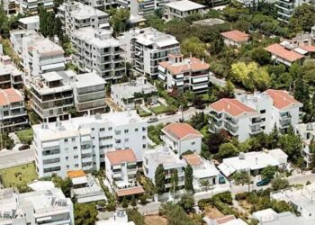 «Γόρδιος δεσμός» η φοροδιαφυγή στα ενοίκια – Η ηλεκτρονική πληρωμή, οι διασταυρώσεις και οι παρεμβάσεις στην κλίμακα φορολόγησης