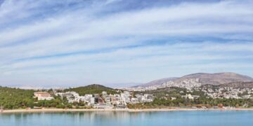 7 «μνηστήρες» διαγωνίζονται για την Ακτή Βουλιαγμένης