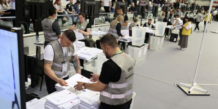 Την Τρίτη η ανακοίνωση των αποτελεσμάτων – Προβάδισμα Ράμα στα exit poll
