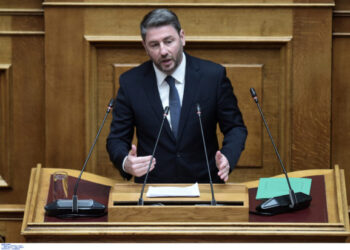 Ανδρουλάκης για τροπολογία για offshore: Ποιους προστατεύετε;