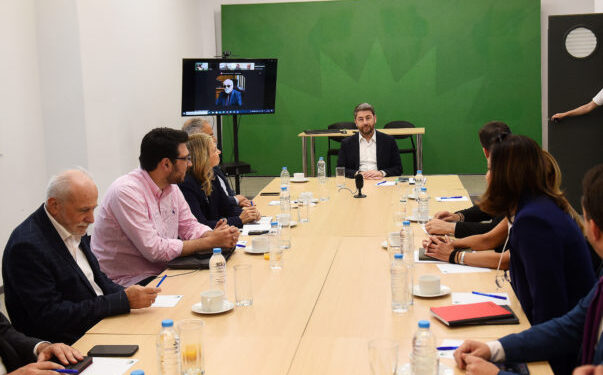 Η κυβέρνηση επιχειρεί από Βατερλώ να ονομάσει «παράθυρο ευκαιρίας» την συμμετοχή της Τουρκίας στην ευρωπαϊκή άμυνα