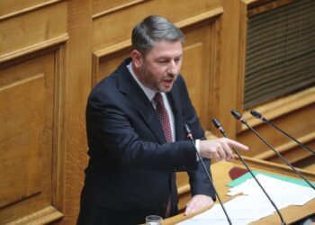 Είστε οι αρχιτέκτονες της διαφθοράς και της αναξιοκρατίας των τελευταίων έξι ετών