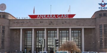 Η Ιταλία κατασκευάζει σιδηρόδρομο υψηλής ταχύτητας στην Τουρκία