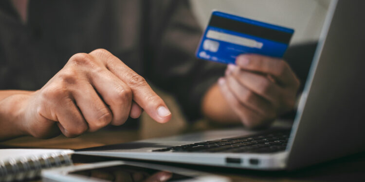 Βόλος: Νέα ηλεκτρονική απάτη – Έκανε κράτηση σε ξενώνα και έκλεψε από τους ιδιοκτήτες 2 χιλιάδες ευρώ