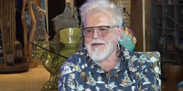 Νίκος Αποστολόπουλος για την σύζυγό του: «Δεν χωριστήκαμε ποτέ μέχρι που έφυγε από τη ζωή