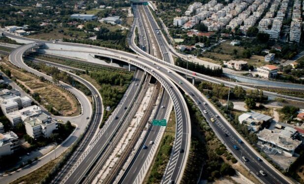 Φωτιά σε αυτοκίνητο στην Αττική Οδό