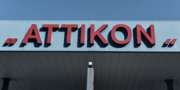 Τρίωρη στάση εργασίας των εργαζομένων στα νοσοκομεία «Αττικόν» και Νίκαιας