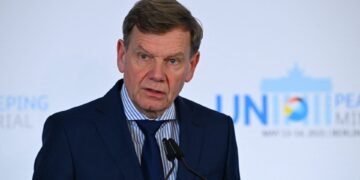 Δεν θα μπορούσε να καλυφθεί το κενό εάν οι ΗΠΑ αποσύρουν τη χρηματοδότησή τους προς τον ΟΗΕ για τις ειρηνευτικές αποστολές