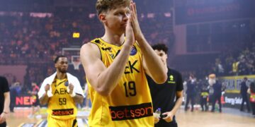 Basket League: Πάλεψε η ΑΕΚ, αλλά δεν κατάφερε την υπέρβαση – Στον τελικό η Ουνικάχα Μάλαγα