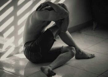 Είχε επιχειρήσει να βάλει τέλος στη ζωή του ο 18χρονος που κατήγγειλε τον «πρώην» της μητέρας του για παρενόχληση