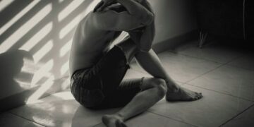 Είχε επιχειρήσει να βάλει τέλος στη ζωή του ο 18χρονος που κατήγγειλε τον «πρώην» της μητέρας του για παρενόχληση