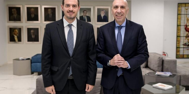 Συνάντηση Γιάννη Μπρατάκου με Γιώργο Κώτσηρα