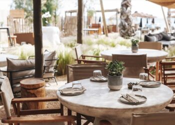 Κυριακή αφιερωμένη στους meat-lovers έρχεται στο The C-Beach Restaurant