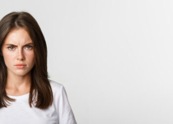 Ο σύζυγός της έκρυβε πως είχε χρέος 75.000 ευρώ