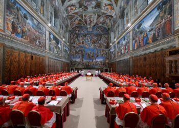 Βατικανό: Δεύτερη μέρα για το Κονκλάβιο – Οι 133 Καρδινάλιοι συγκεντρώνονται ξανά πίσω από κλειστές πόρτες