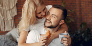 Τα 7 χαρακτηριστικά των γυναικών που θέλουν να «σώσουν» προβληματικούς άνδρες