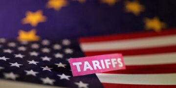 Η ΕΕ προτείνει να αυξήσει τις εισαγωγές από ΗΠΑ κατά 50 δισ. ευρώ – LNG και αγροτικά αγαθά στο «καλάθι»