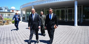 Στην Βοστώνη ο Ν. Δένδιας – Επισκέφθηκε το Εργαστήριο «Lincoln» του ΜΙΤ και την Αεροπορική Βάση «Hanscom»