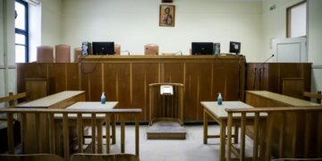 Θεσσαλονίκη: Συγχώρησε τον πρώην σύζυγό της που την χτύπησε με καδρόνι