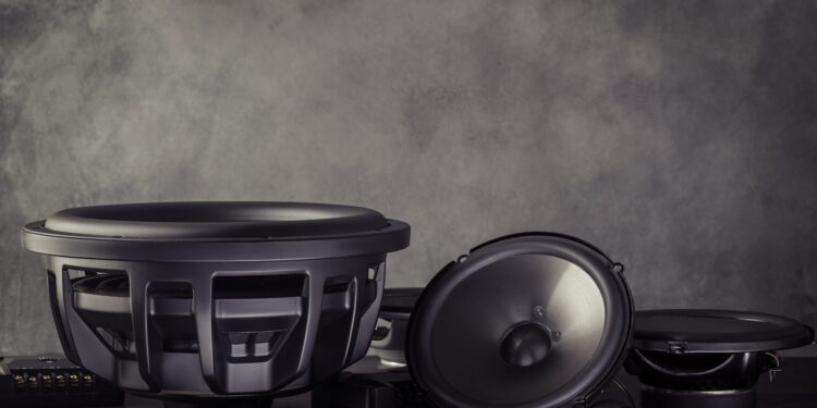 Ο άνθρωπος που «καθάρισε» τις μουσικές και τις ταινίες μας