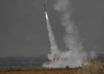 Ο στρατός ανακοίνωσε ότι αναχαίτισε πύραυλο που εκτοξεύτηκε από την Υεμένη