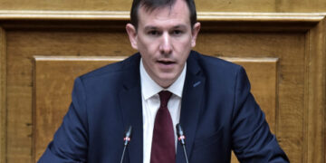 Δεν θα αργήσει η πρόταση του ΠΑΣΟΚ για σύσταση Προανακριτικής για Καραμανλή