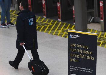 Επανεθνικοποίηση της σιδηροδρομικής εταιρείας South Western Railway