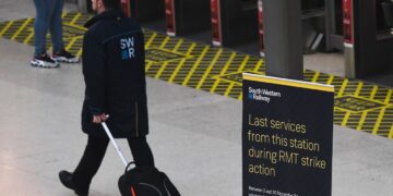 Επανεθνικοποίηση της σιδηροδρομικής εταιρείας South Western Railway