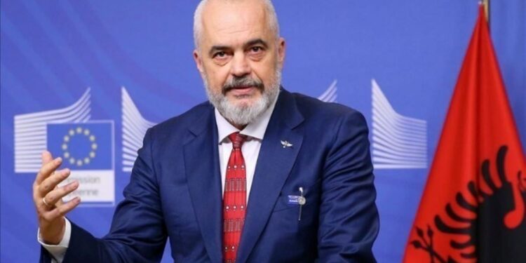 Φαβορί ο Έντι Ράμα που διεκδικεί τέταρτη θητεία απέναντι στον «αιώνιο» αντίπαλό του Σαλί Μπερίσα