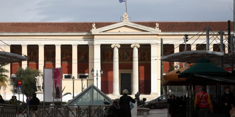 Βασίλης Φλωρίδης στον Realfm 97,8: Εισηγούμαι τη θέσπιση ιδιώνυμου αδικήματος