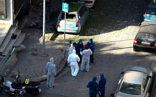 Πυροκροτητές βρέθηκαν στο σπίτι της 38χρονης