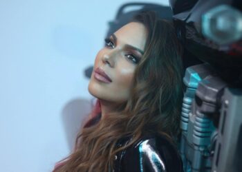 Πιο εντυπωσιακή από ποτέ στο νέο της βίντεο κλιπ