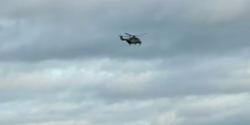 Ελικόπτερα συγκρούστηκαν στον αέρα και συνετρίβησαν