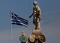 Βραδυφλεγείς οι βόμβες των μνημονίων